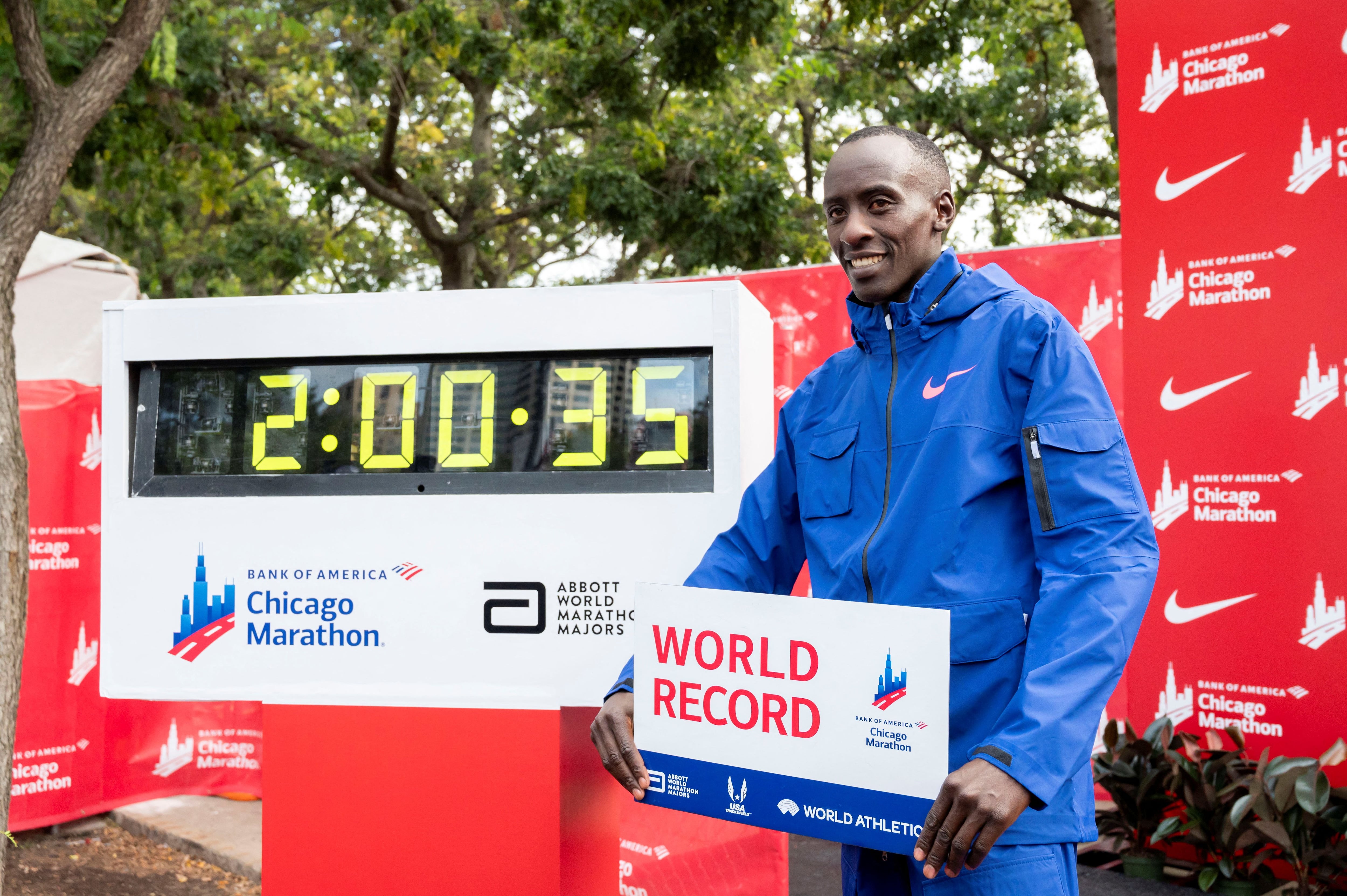FILE PHOTO: Oct 8, 2023; Chicago, IL, USA; Kelvin Kiptum (KEN) celebrates after finishing in a world record time of 2:00:35 to win the Chicago Marathon at Grant Park. Mandatory Credit: Patrick Gorski-USA TODAY Sports/File Photo