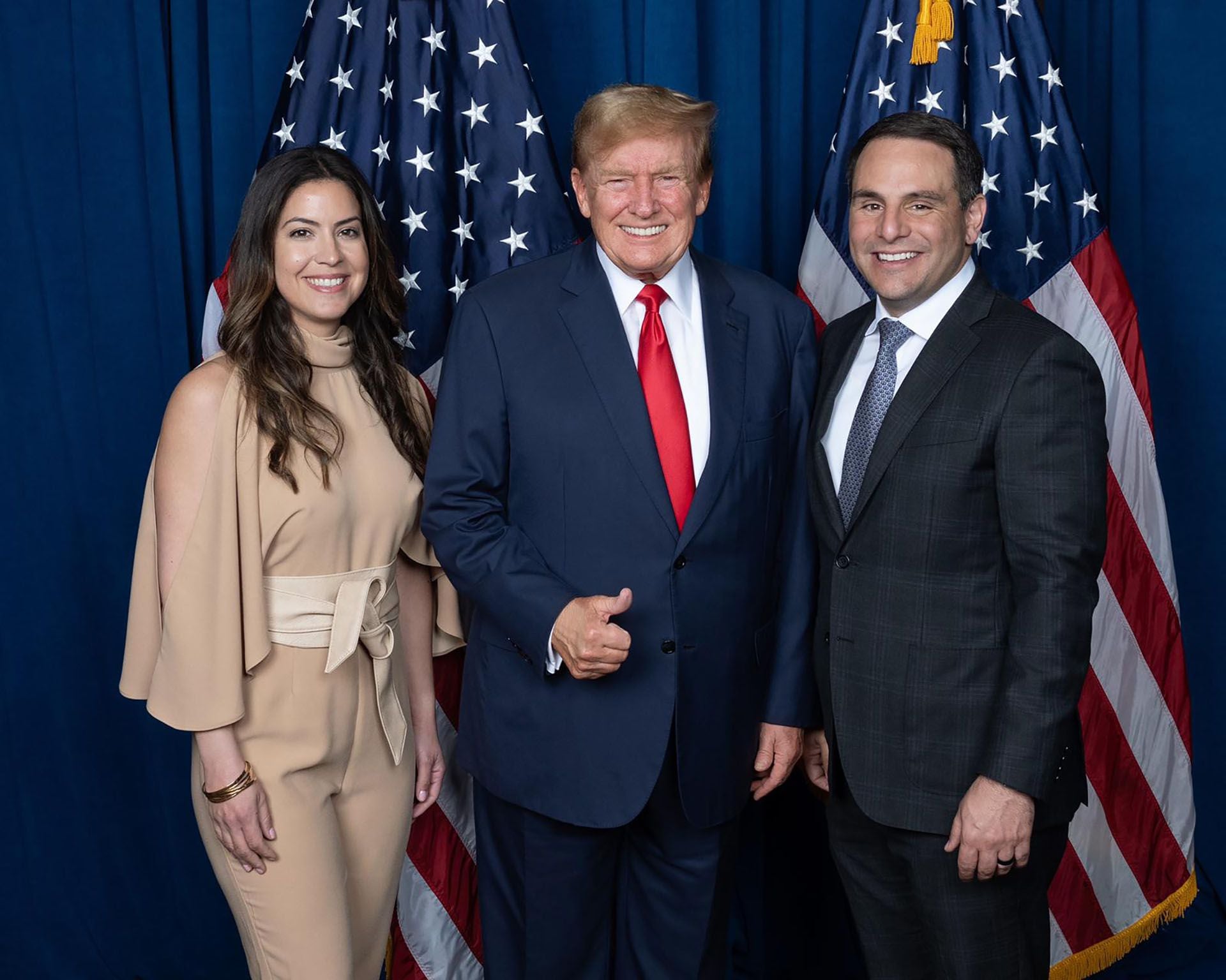Alex Campbell del PRO viajó a Miami para reunirse con Donald Trump y su equipo de campaña