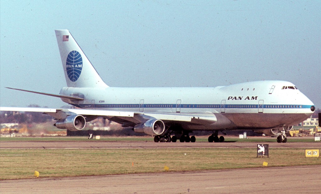 En 1977 dos Boeing 747 colisionaron en un aeropuerto de España: fue el peor accidente aéreo de la historia
