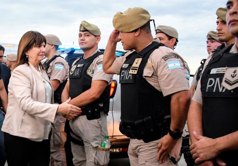 Patricia Bullrich afirmó que hay militares que no deberían seguir detenidos. Foto: Reuters