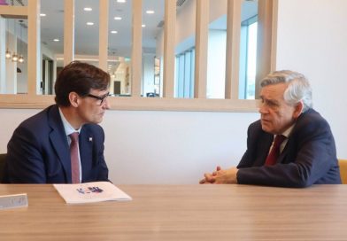 Illa (PSC) se entrevista en Reino Unido con el exprimer ministro británico Gordon Brown