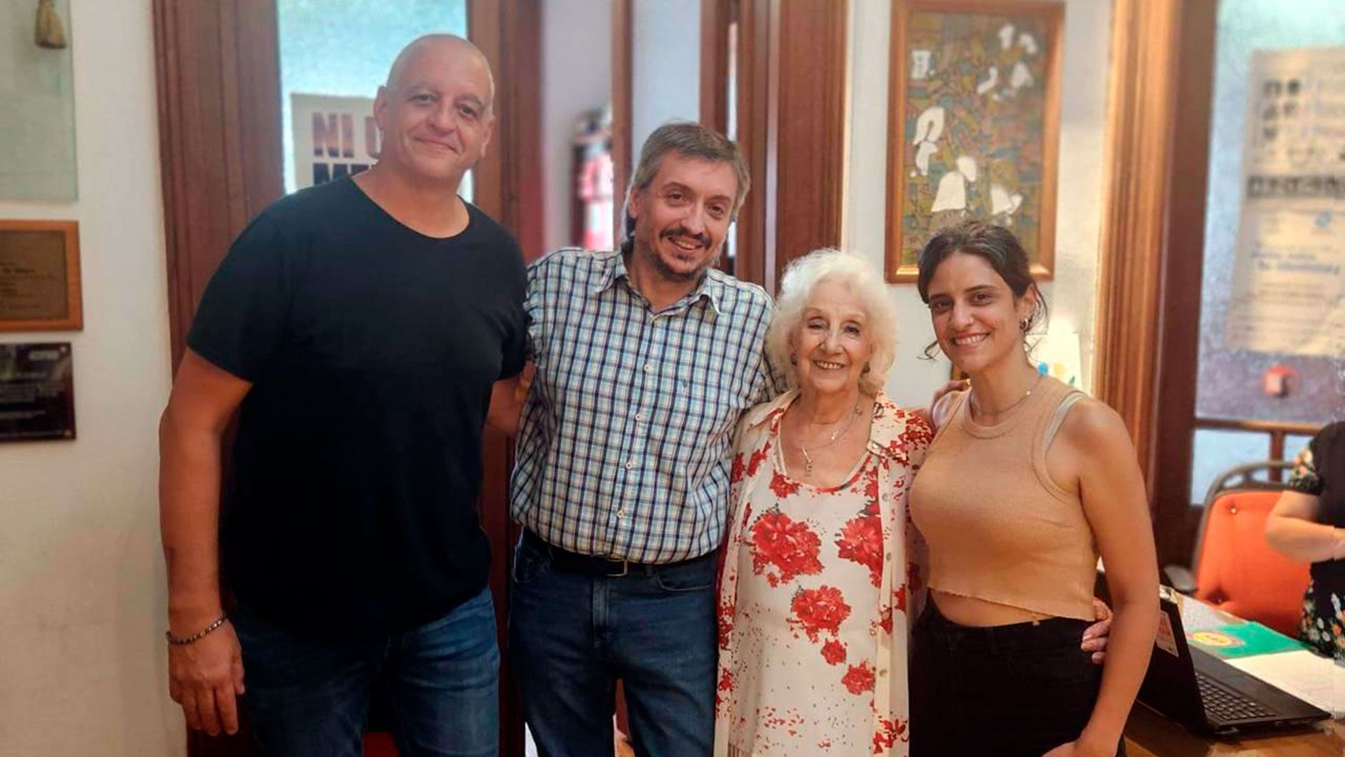 Maximo Kirchner con Estela de Carlotto, Horacio Pietragalla y Lucia Campora
