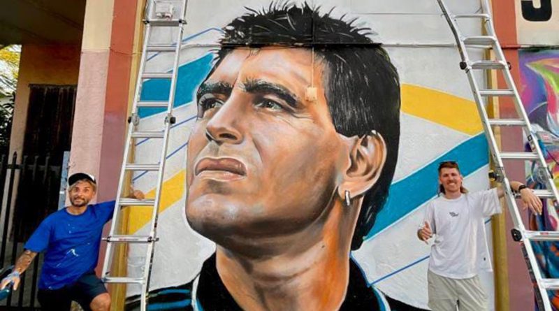 La historia detrás del mural de Diego Maradona en Miami: la elección de la foto y el regalo para Messi