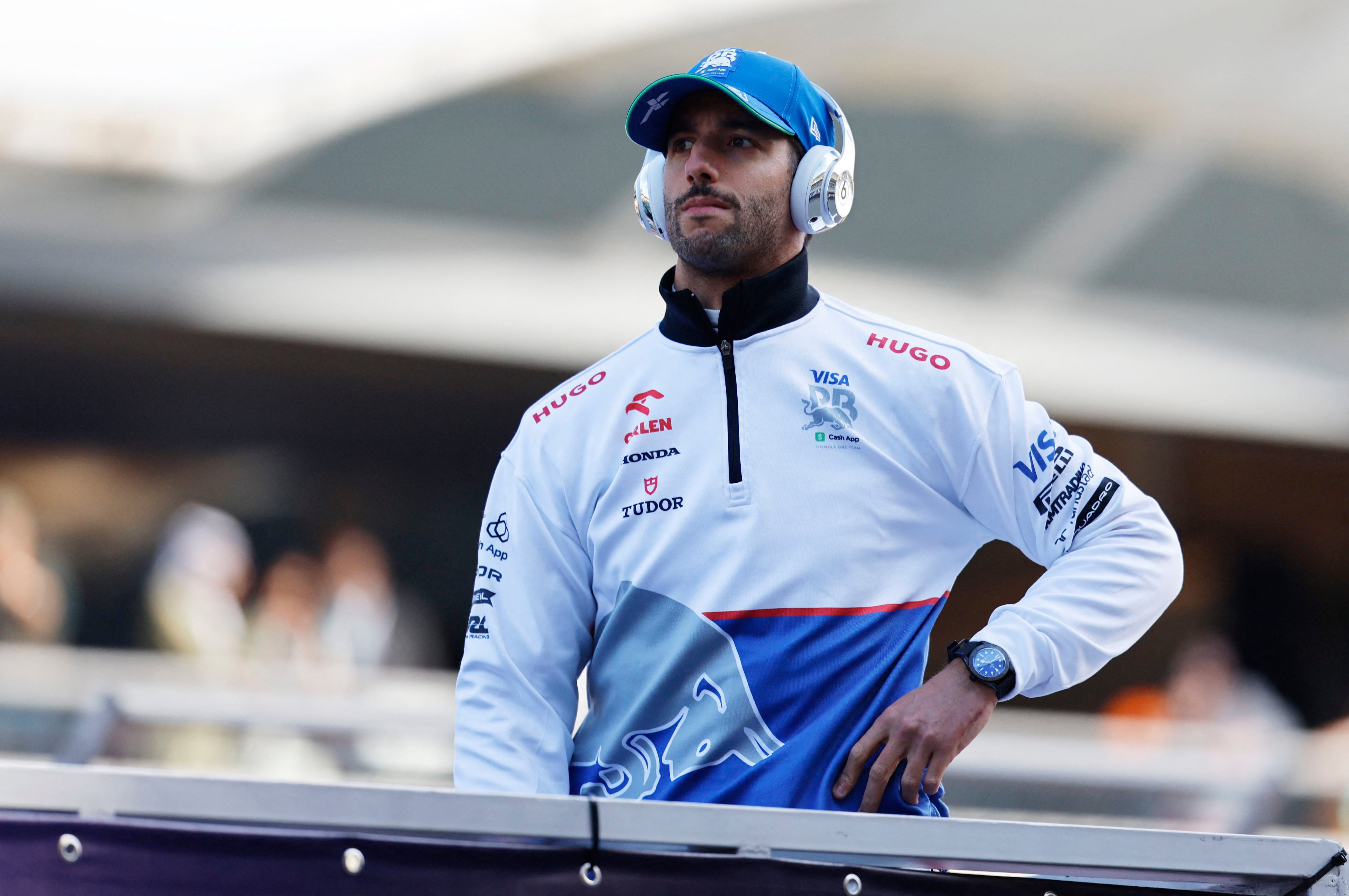 Ricciardo habló sobre la maniobra peligrosa con Tsunoda en el final del GP en Baréin (REUTERS/Hamad I Mohammed)
