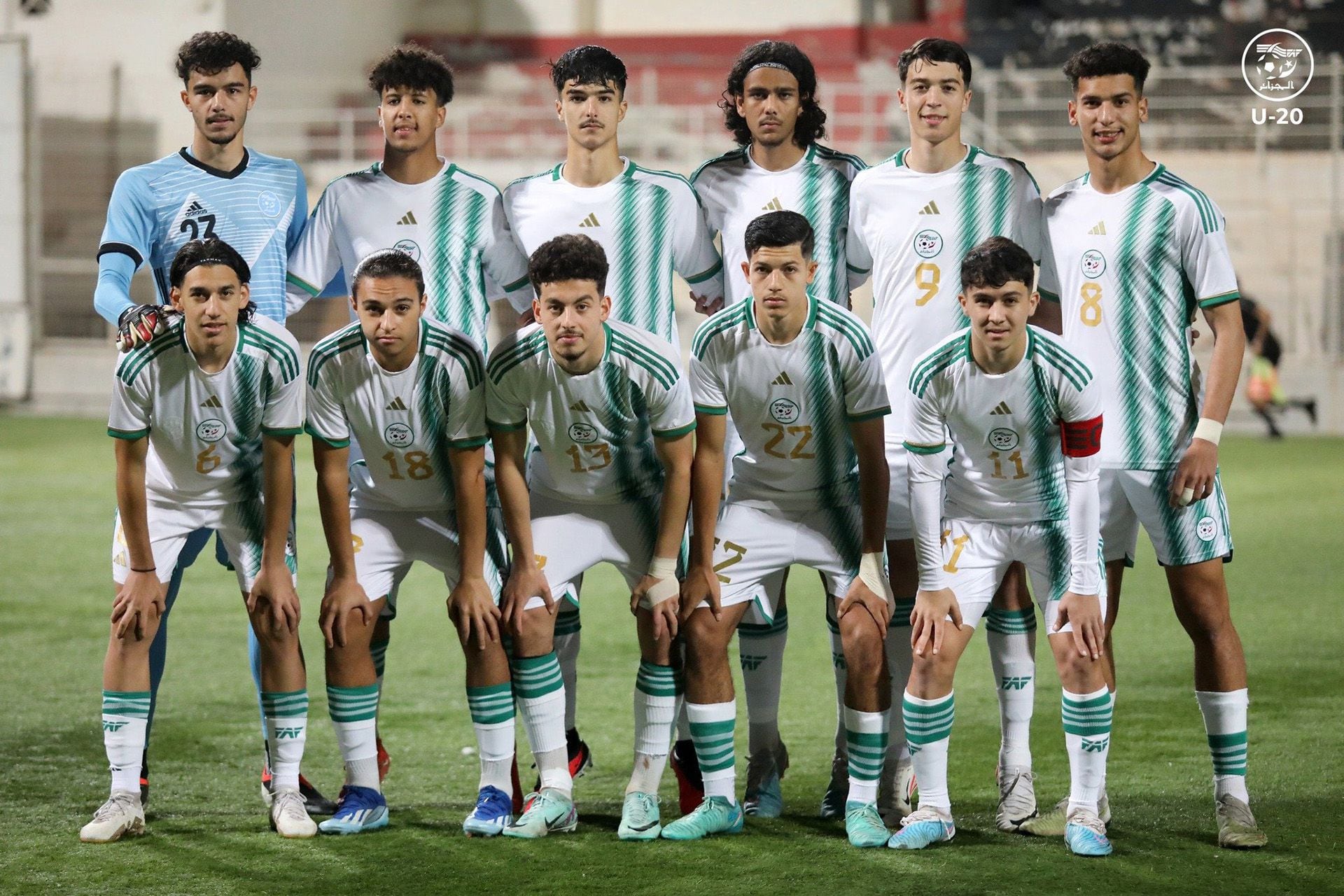 El DT del Sub 20 de Argelia golpeó a sus jugadores