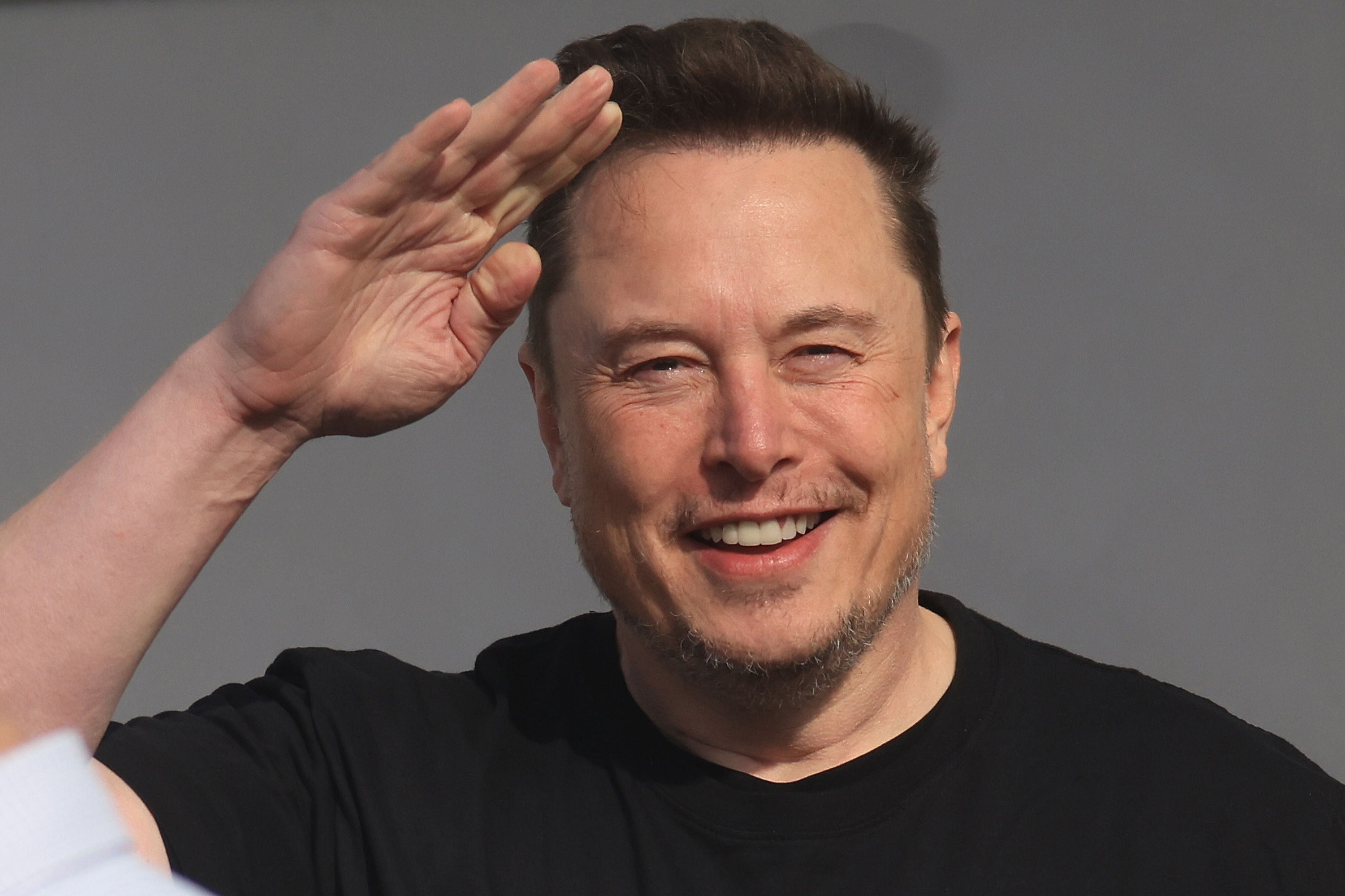 Elon Musk es reconocido por su papel fundamental en empresas de gran envergadura como Tesla y SpaceX. (Krisztian Bocsi/Bloomberg)