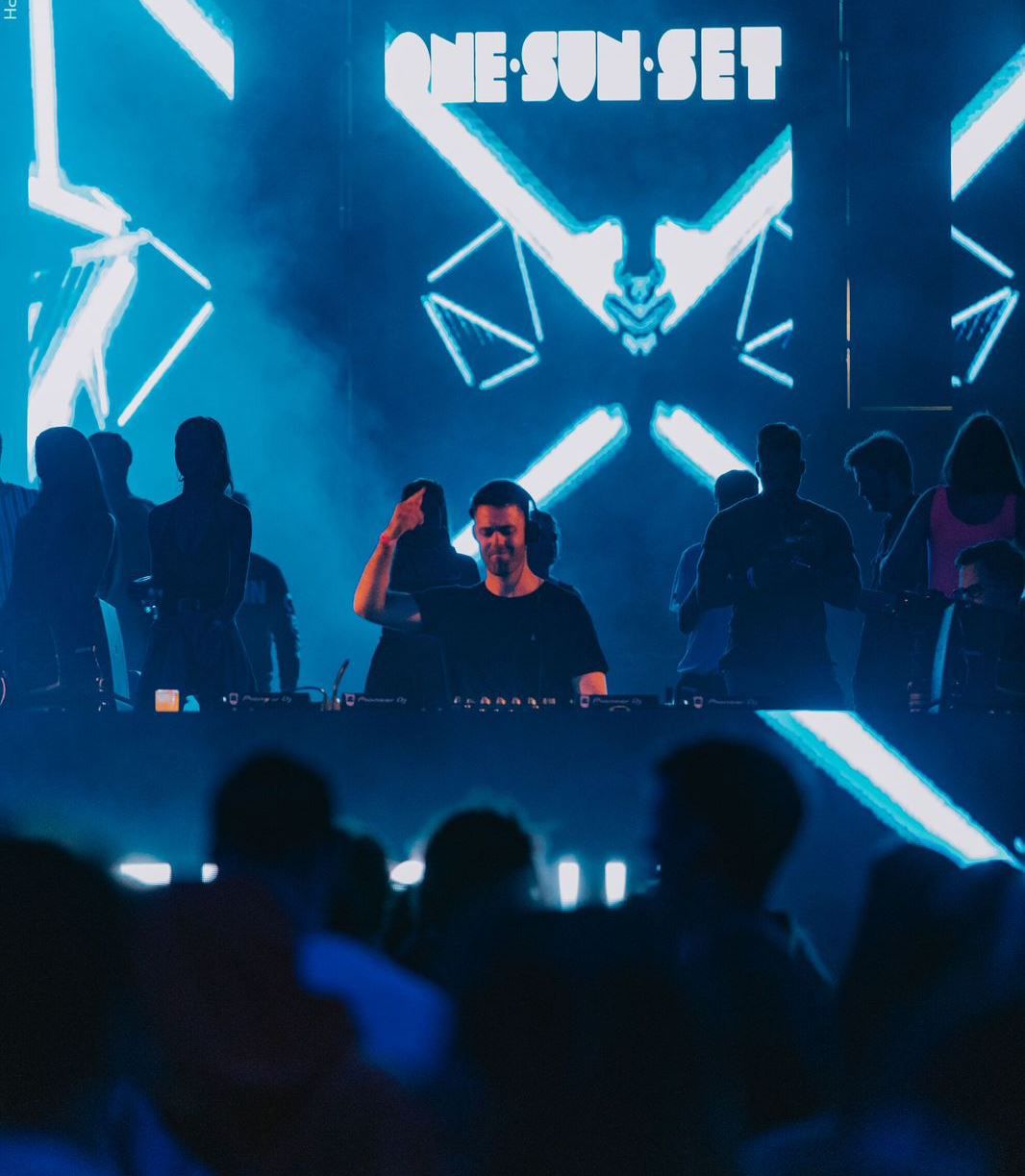En su rol de DJ en un evento en Uruguay (One Moon Night)