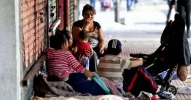 La Argentina sumó 3,2 millones de pobres en tres meses de Milei y la pobreza roza el 52%