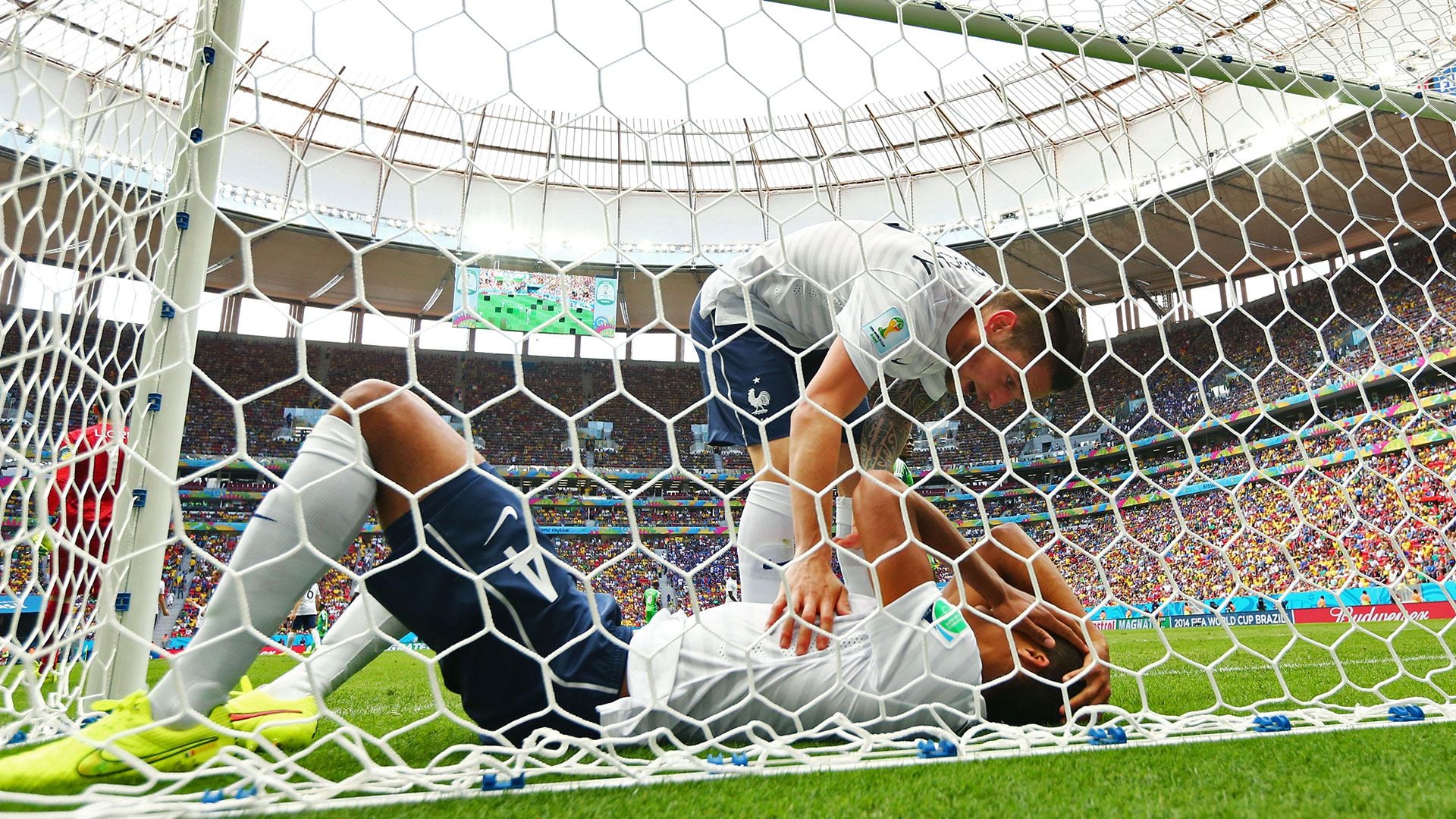Raphael Varane contra Nigeria en Brasil 2014