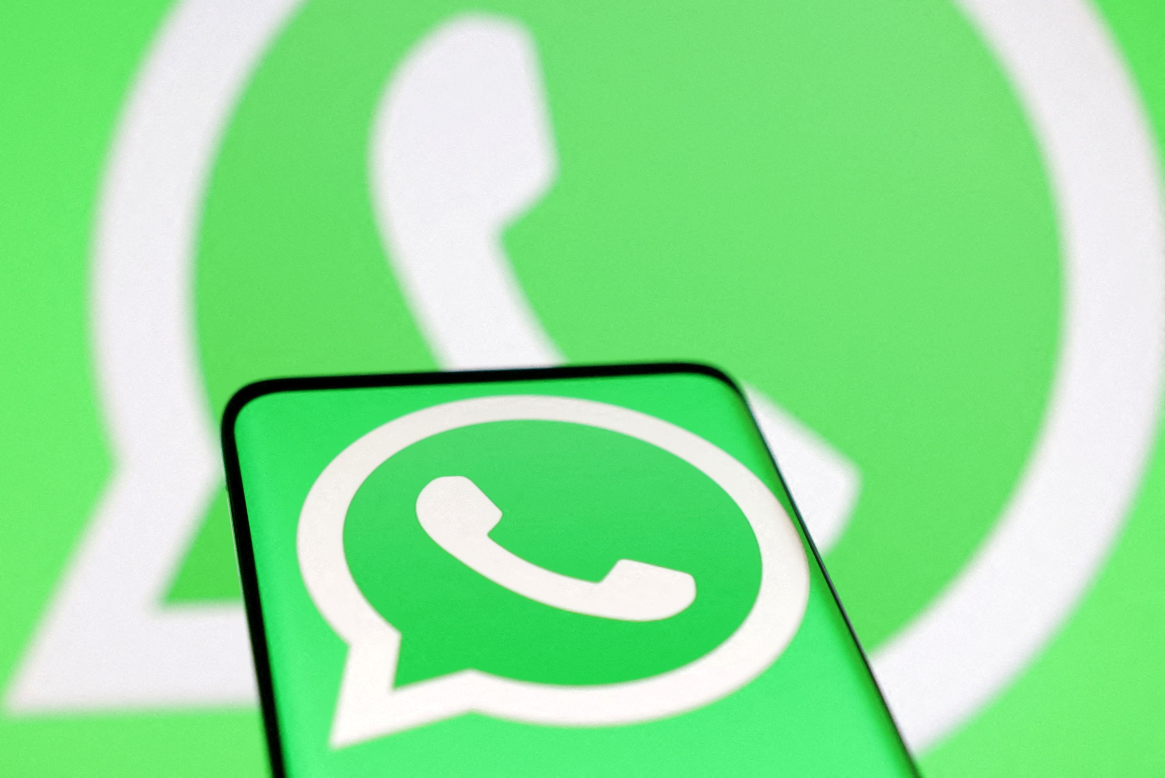 WhatsApp quiere que sus versiones de Android y iOS tengan el mismo diseño y estilo. (REUTERS)
