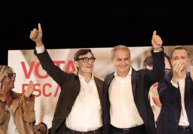 Zapatero insta a apoyar a Sánchez: «Cuanto más descalifiquen, más nos vamos a movilizar»