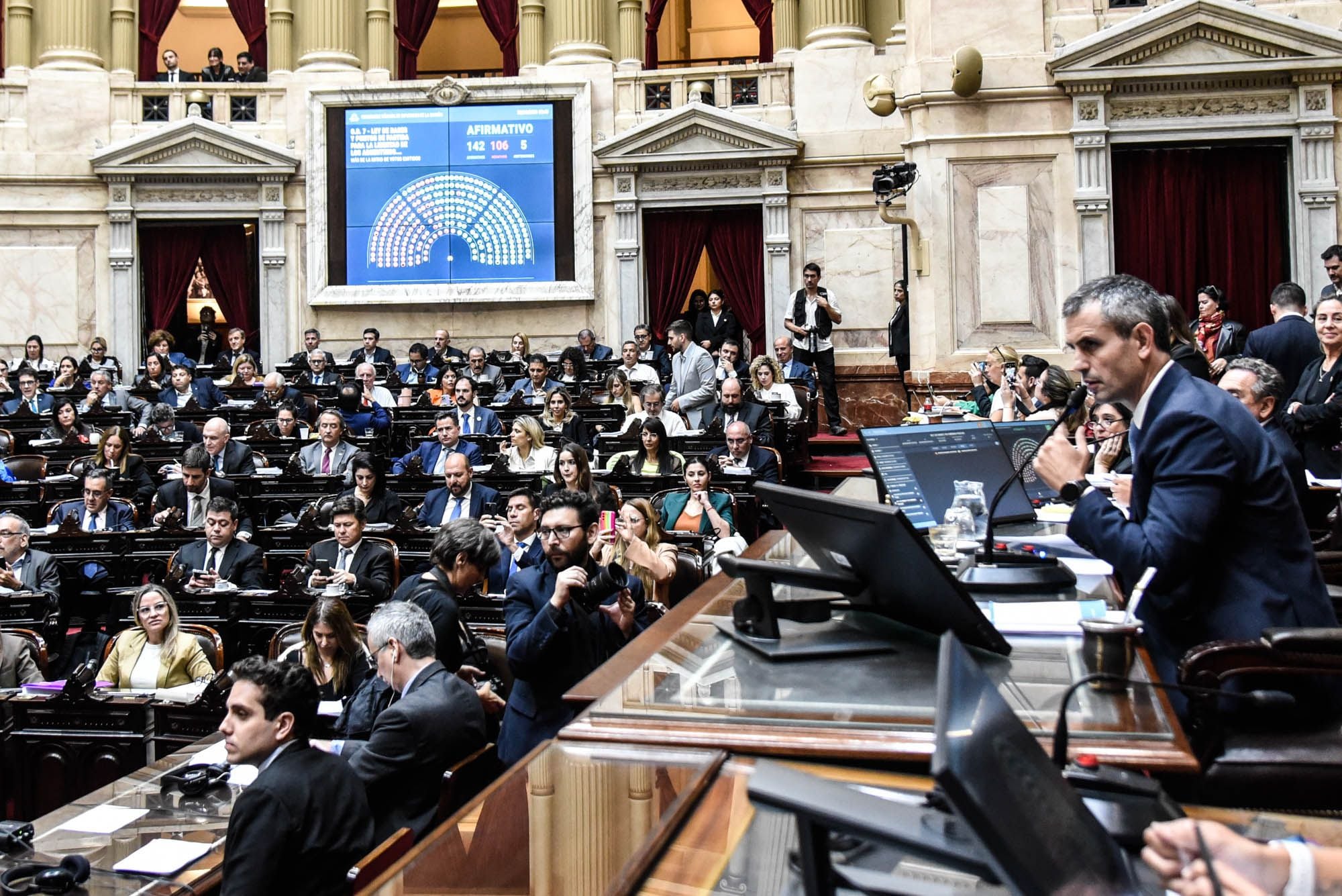 El presidente de la Cámara de Diputados de Argentina, Martín Menem, durante el debate de la Ley Bases 
