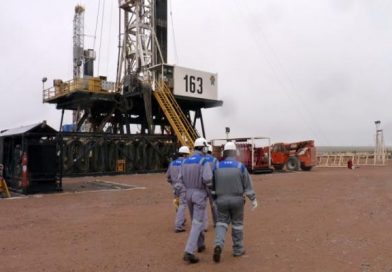 Las petroleras siguen sacando provecho de Vaca Muerta pese a las amenazas de desastre ambiental